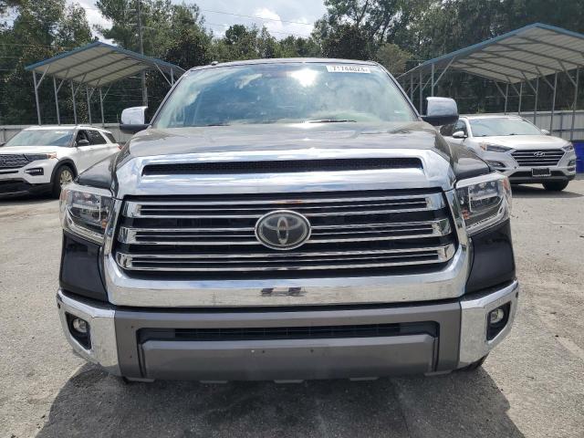 Photo 4 VIN: 5TFGY5F15KX245035 - TOYOTA TUNDRA CRE 