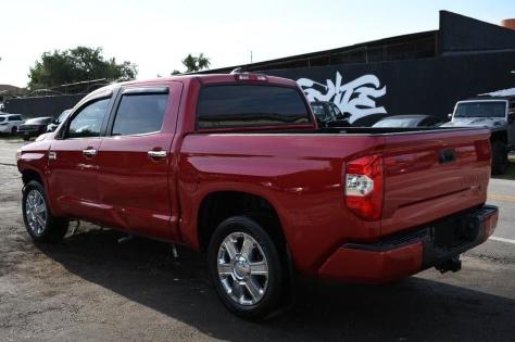 Photo 2 VIN: 5TFGY5F15LX257820 - TOYOTA TUNDRA 2WD 