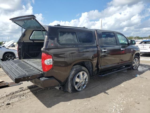 Photo 2 VIN: 5TFGY5F15LX270602 - TOYOTA TUNDRA CRE 