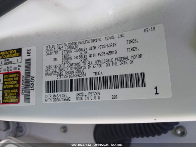 Photo 8 VIN: 5TFGY5F16JX242904 - TOYOTA TUNDRA 