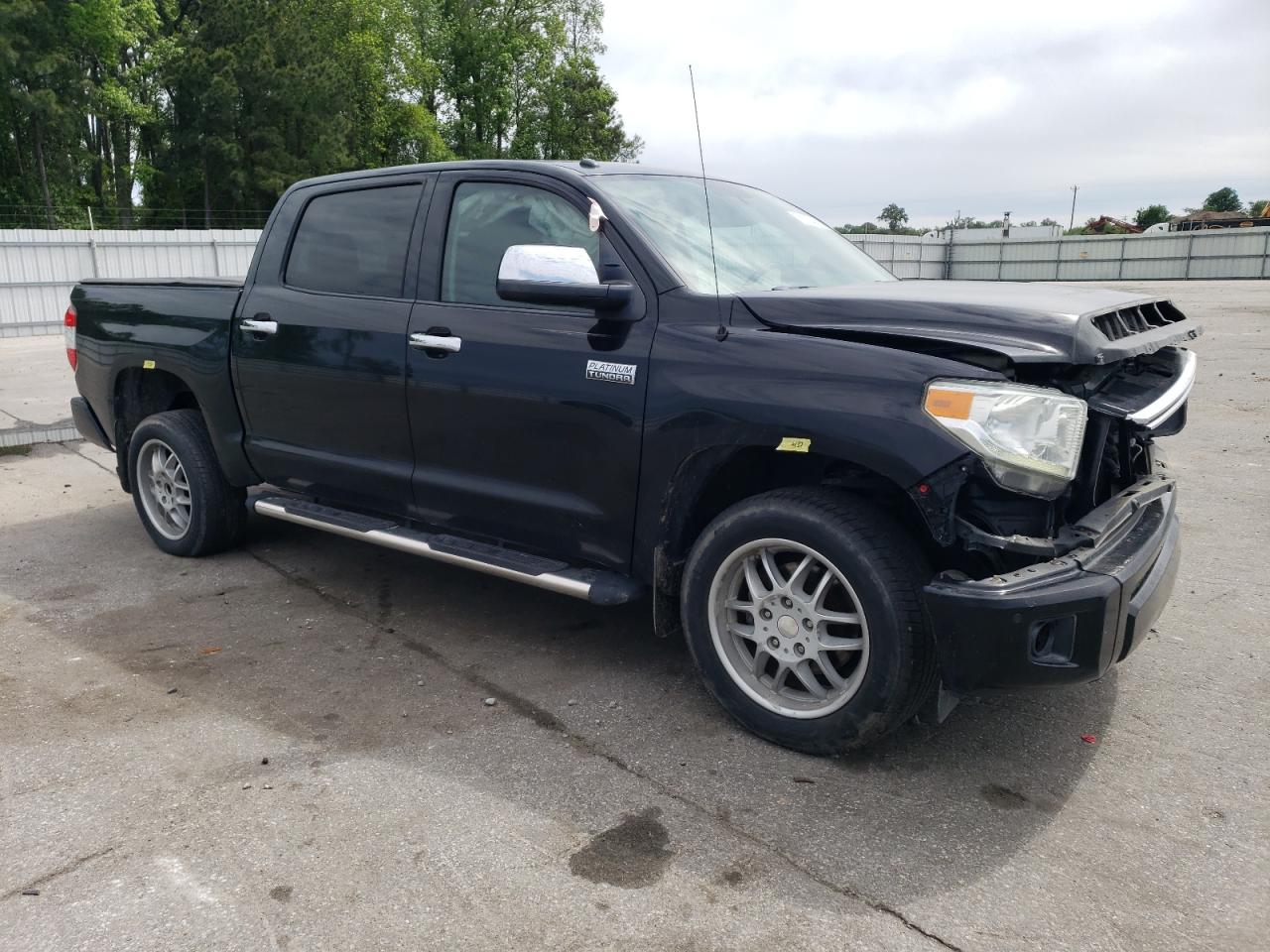 Photo 3 VIN: 5TFGY5F17EX158595 - TOYOTA TUNDRA 