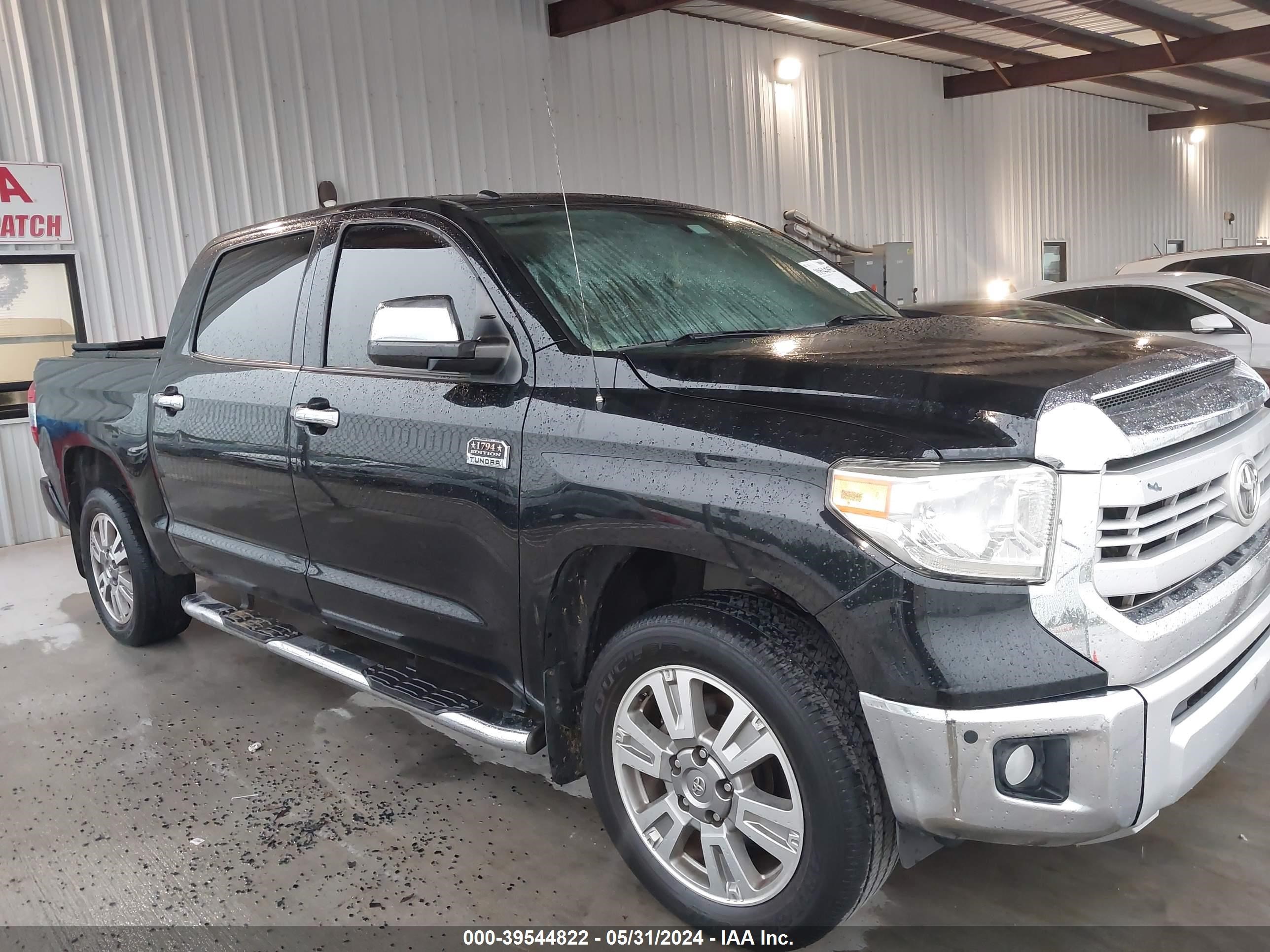 Photo 12 VIN: 5TFGY5F19EX156573 - TOYOTA TUNDRA 