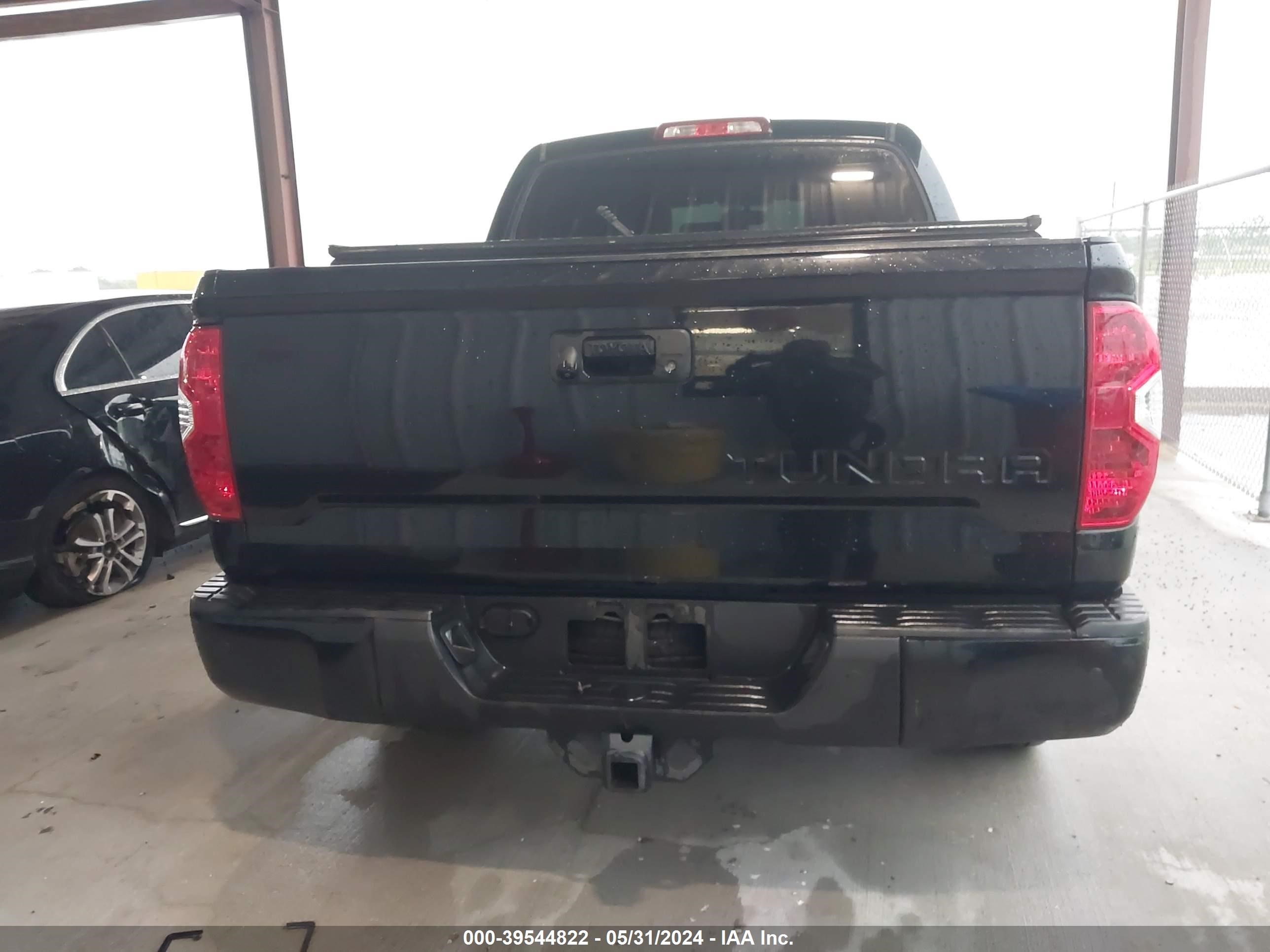 Photo 15 VIN: 5TFGY5F19EX156573 - TOYOTA TUNDRA 