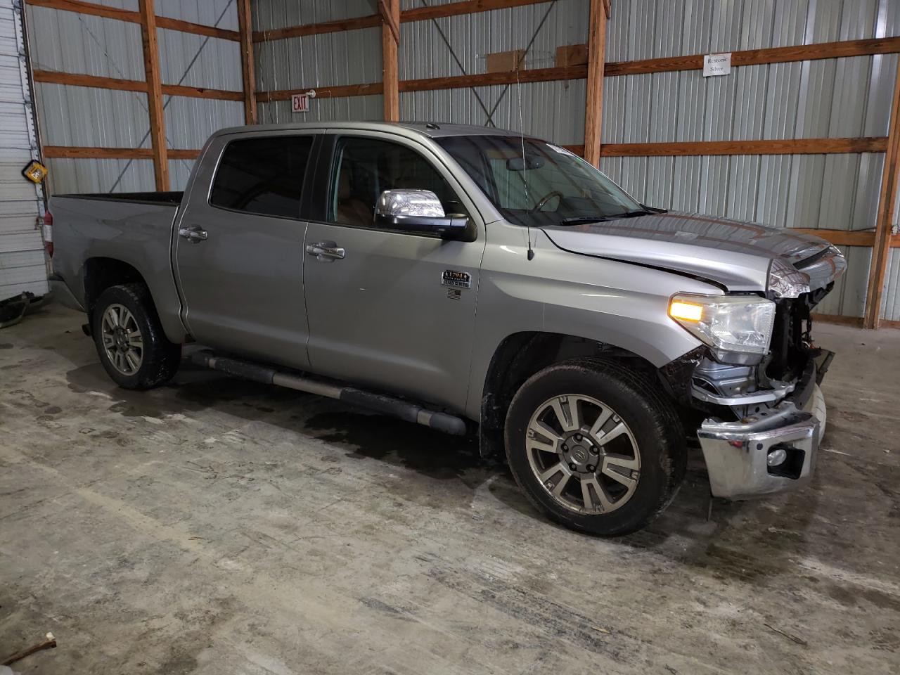 Photo 3 VIN: 5TFGY5F19EX164348 - TOYOTA TUNDRA 