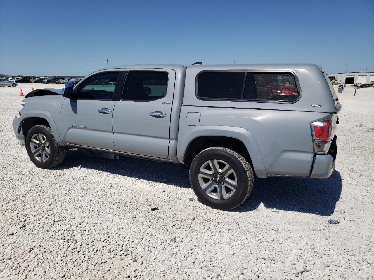 Photo 1 VIN: 5TFGZ5ANXJX145048 - TOYOTA TACOMA 