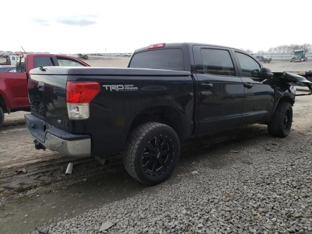 Photo 2 VIN: 5TFHW5F10AX104513 - TOYOTA TUNDRA CRE 