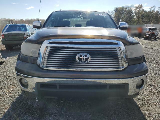 Photo 4 VIN: 5TFHW5F10BX160677 - TOYOTA TUNDRA CRE 