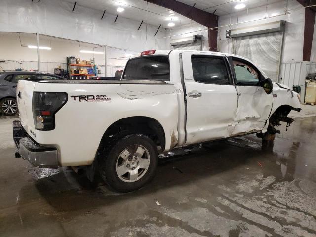 Photo 2 VIN: 5TFHW5F10BX187460 - TOYOTA TUNDRA CRE 