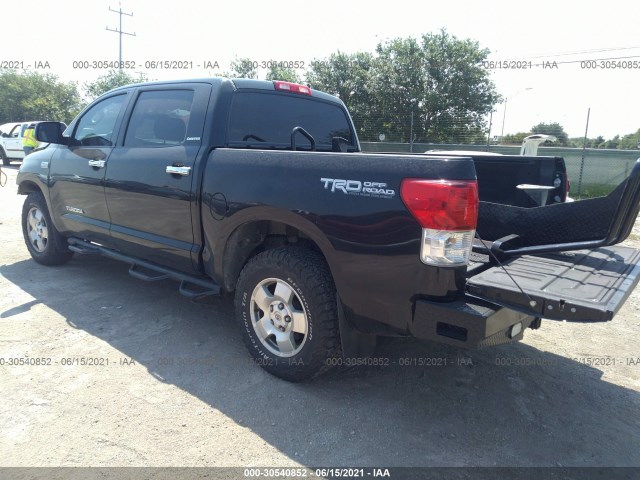 Photo 2 VIN: 5TFHW5F10CX250106 - TOYOTA TUNDRA 4WD TRUCK 