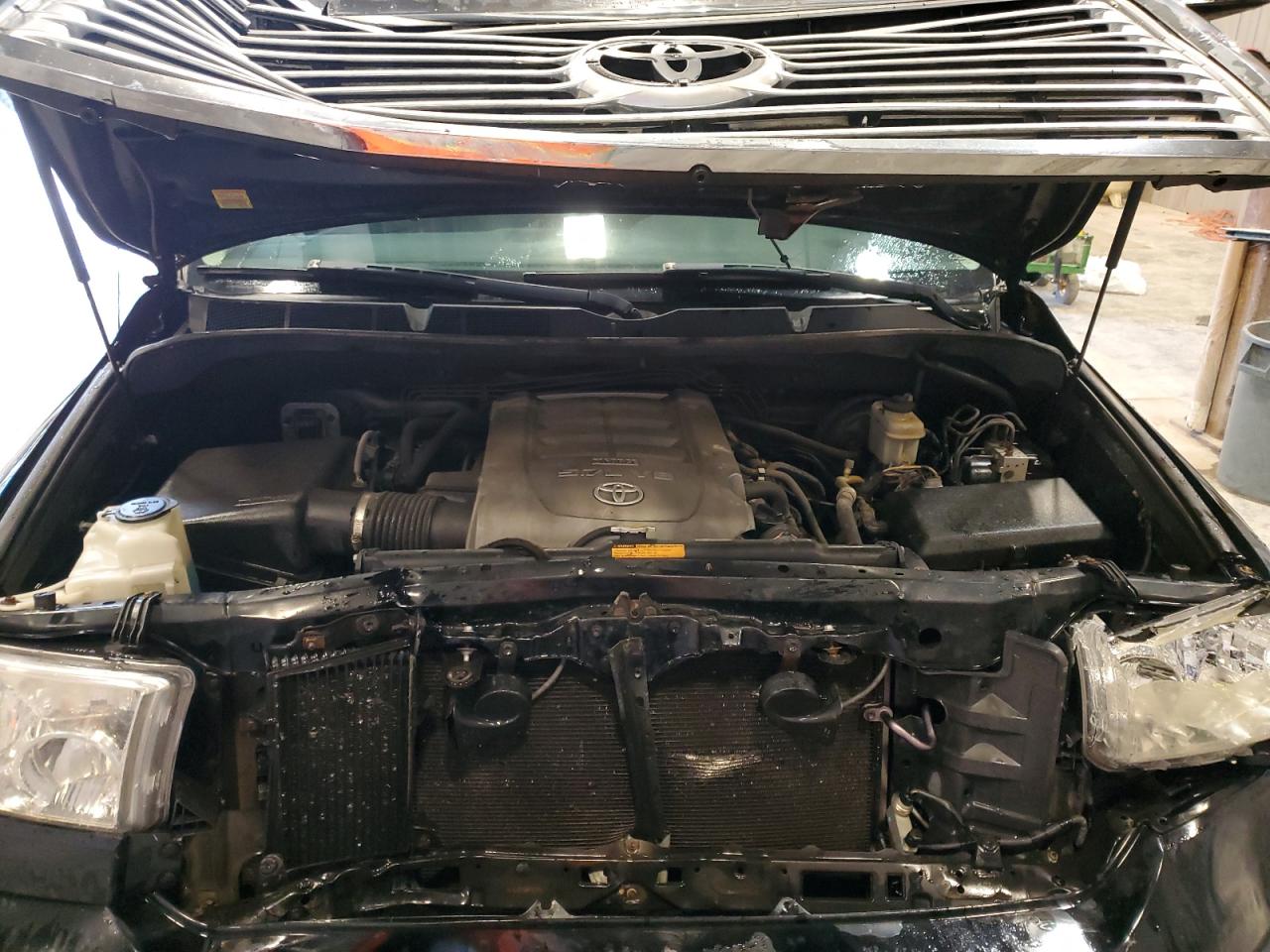 Photo 10 VIN: 5TFHW5F11AX116475 - TOYOTA TUNDRA 