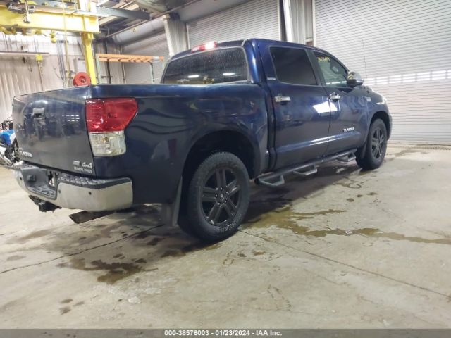 Photo 3 VIN: 5TFHW5F11BX195776 - TOYOTA TUNDRA 