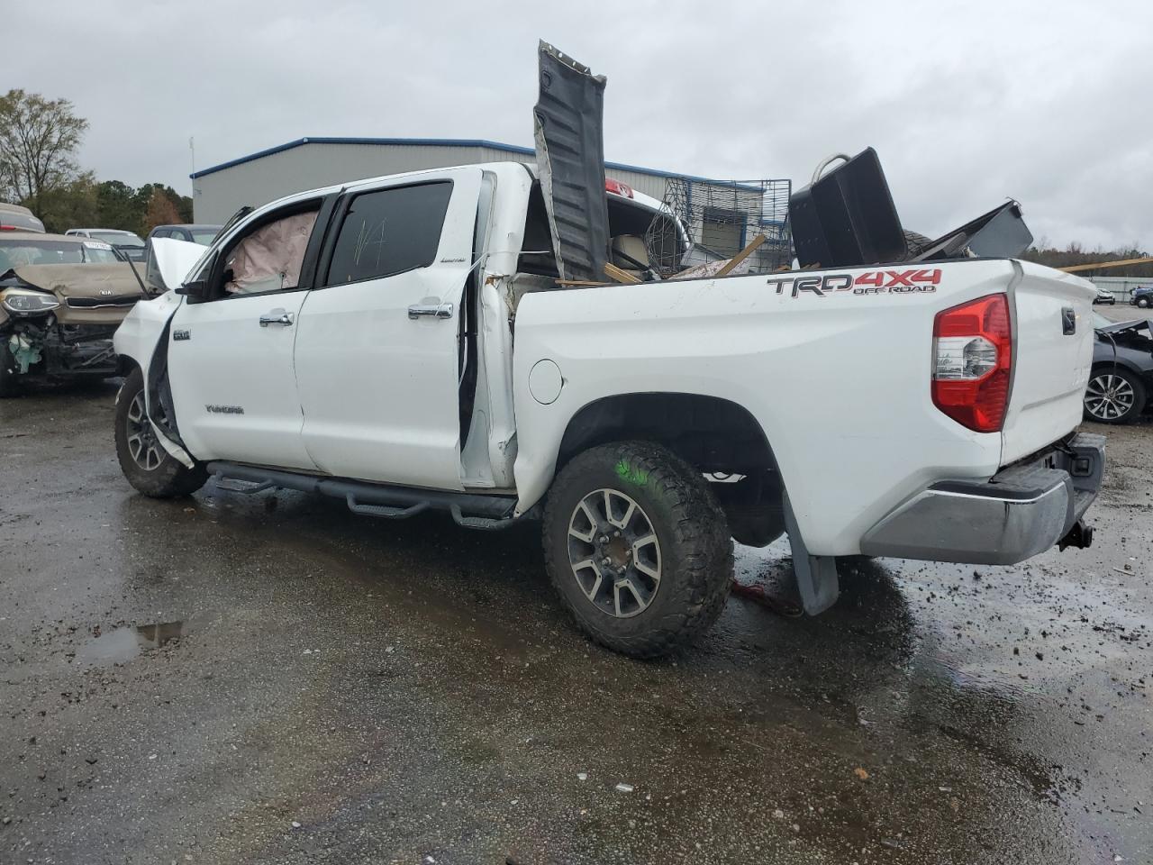 Photo 1 VIN: 5TFHW5F11FX416217 - TOYOTA TUNDRA 