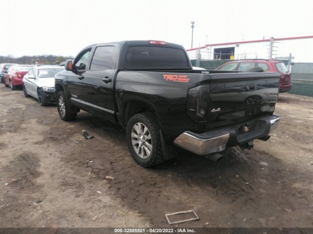 Photo 2 VIN: 5TFHW5F11FX421112 - TOYOTA TUNDRA 4WD TRUCK 