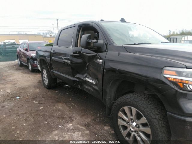 Photo 5 VIN: 5TFHW5F11FX421112 - TOYOTA TUNDRA 4WD TRUCK 