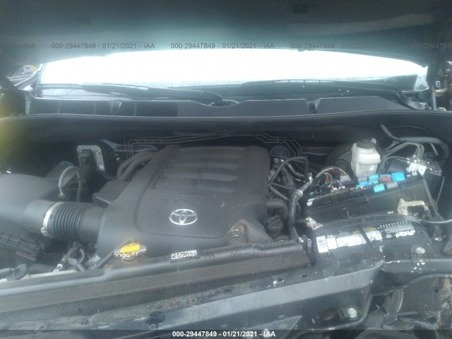 Photo 9 VIN: 5TFHW5F11FX427248 - TOYOTA TUNDRA 4WD TRUCK 