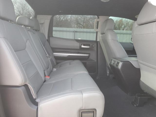 Photo 9 VIN: 5TFHW5F11GX503178 - TOYOTA TUNDRA CRE 