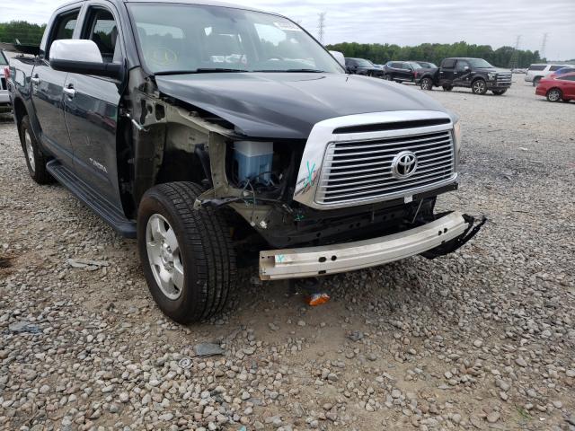 Photo 8 VIN: 5TFHW5F12BX163645 - TOYOTA TUNDRA CRE 