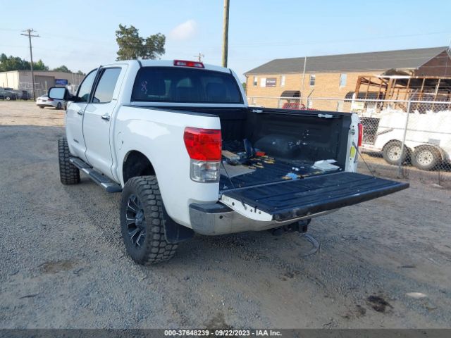 Photo 2 VIN: 5TFHW5F12CX255081 - TOYOTA TUNDRA 