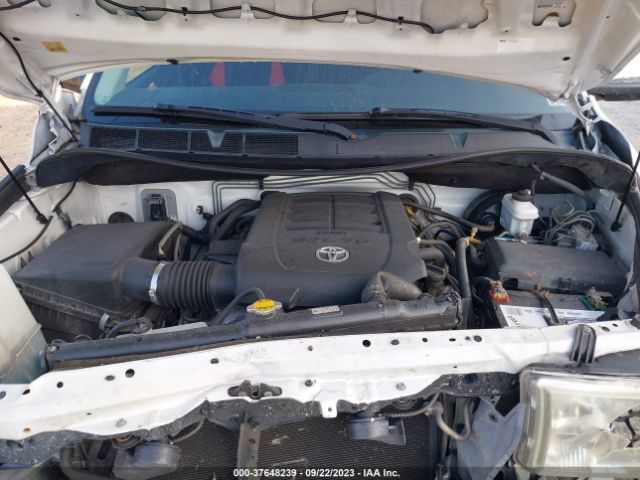 Photo 9 VIN: 5TFHW5F12CX255081 - TOYOTA TUNDRA 