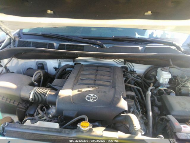 Photo 9 VIN: 5TFHW5F12FX461344 - TOYOTA TUNDRA 4WD TRUCK 