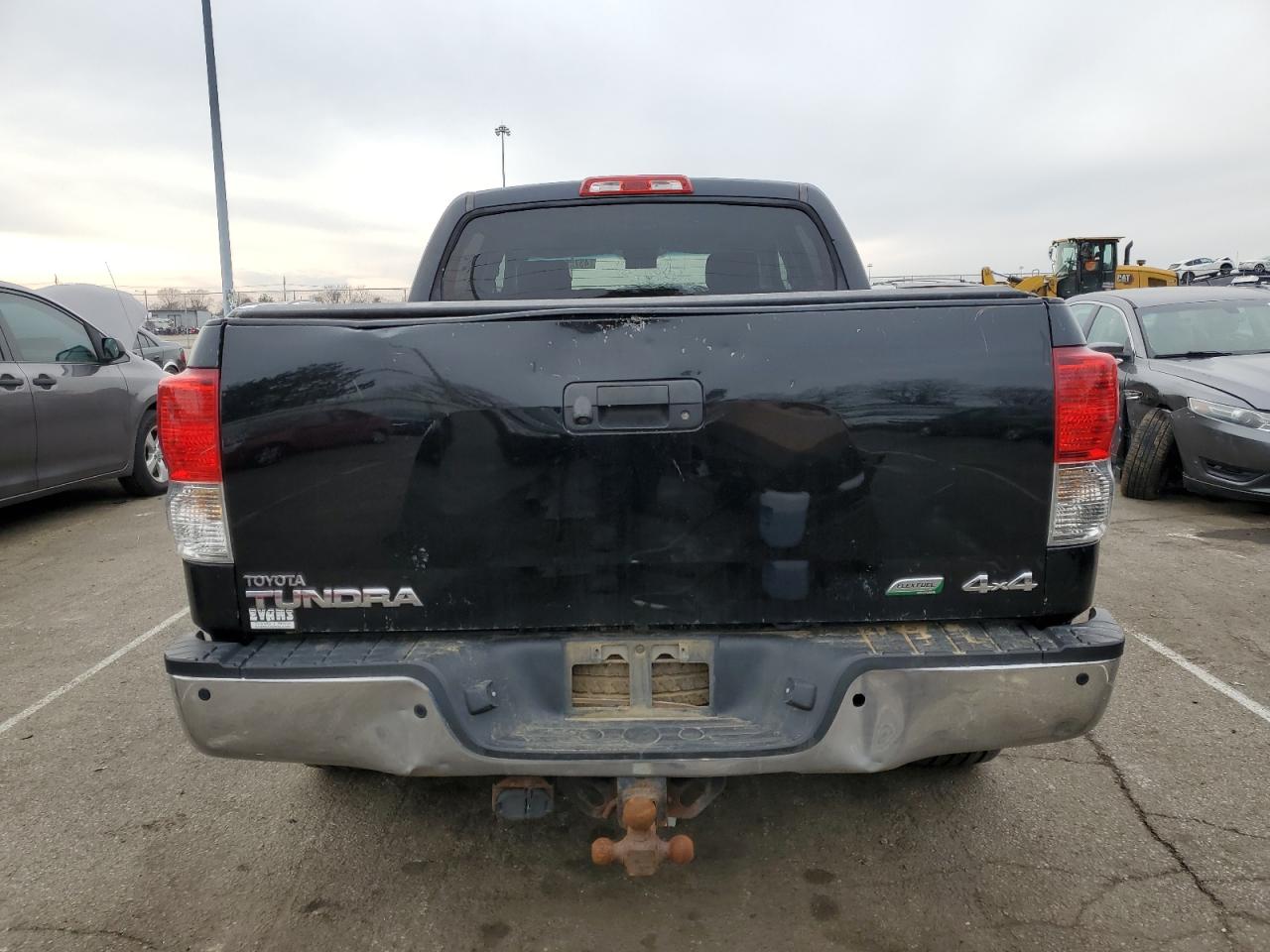 Photo 5 VIN: 5TFHW5F13BX185041 - TOYOTA TUNDRA 