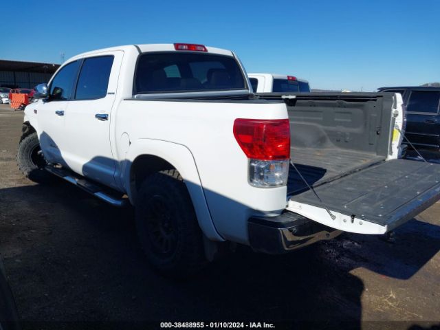 Photo 2 VIN: 5TFHW5F13BX191146 - TOYOTA TUNDRA 