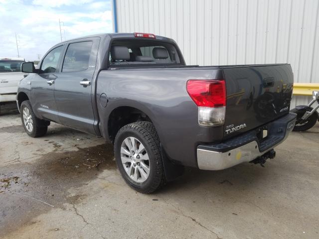 Photo 2 VIN: 5TFHW5F13CX216144 - TOYOTA TUNDRA 4WD TRUCK 