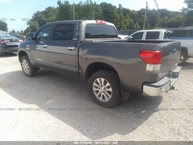 Photo 2 VIN: 5TFHW5F13CX216144 - TOYOTA TUNDRA 4WD TRUCK 