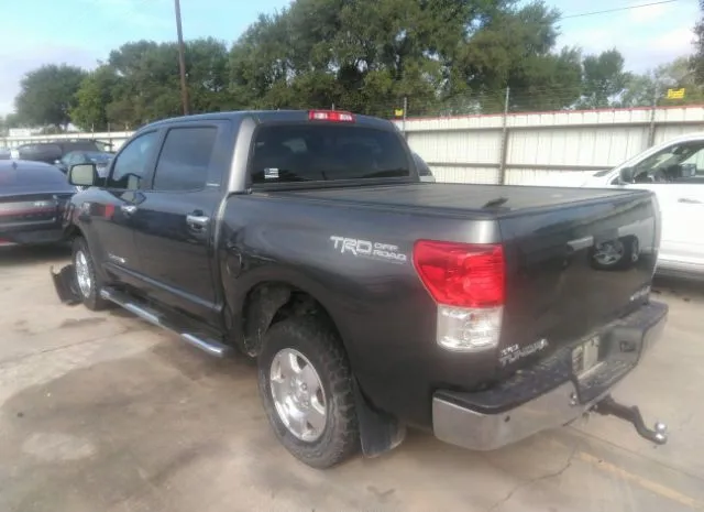 Photo 2 VIN: 5TFHW5F13DX283621 - TOYOTA TUNDRA 4WD TRUCK 