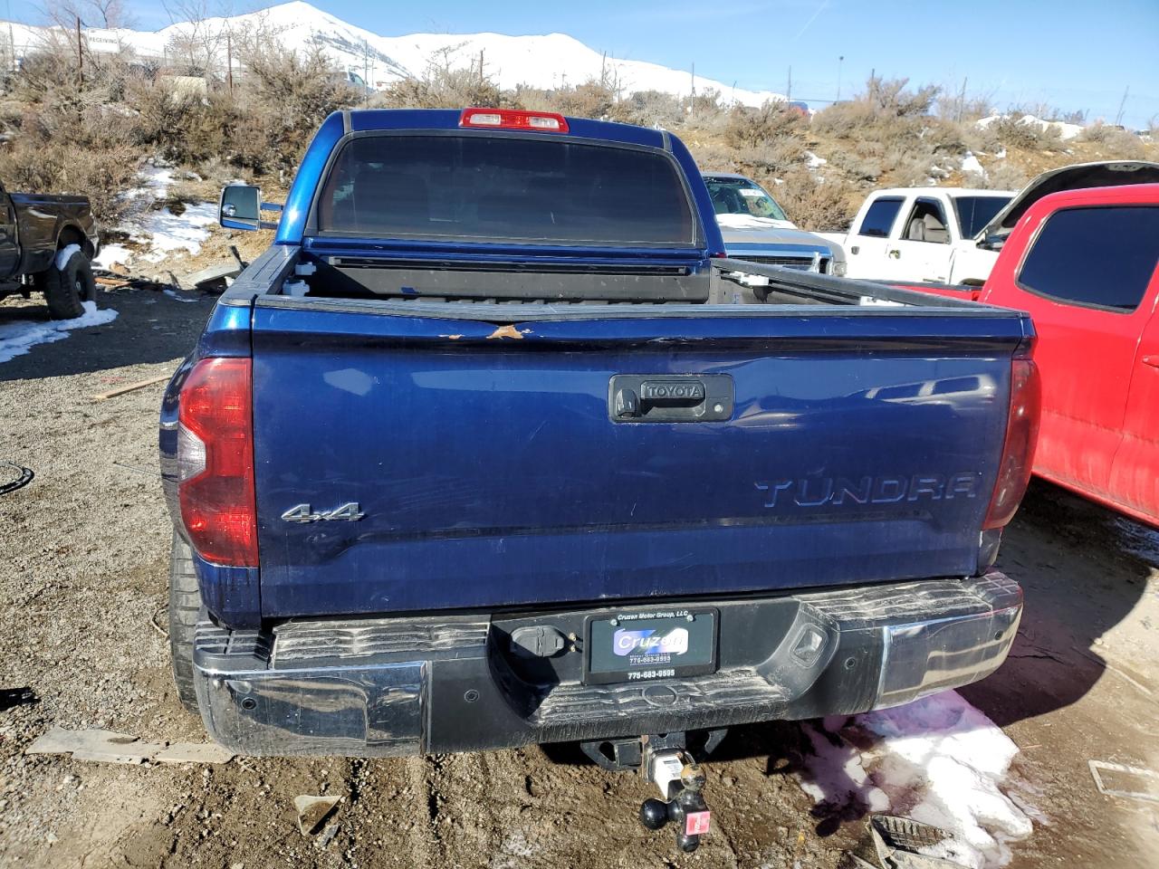 Photo 5 VIN: 5TFHW5F13EX357475 - TOYOTA TUNDRA 