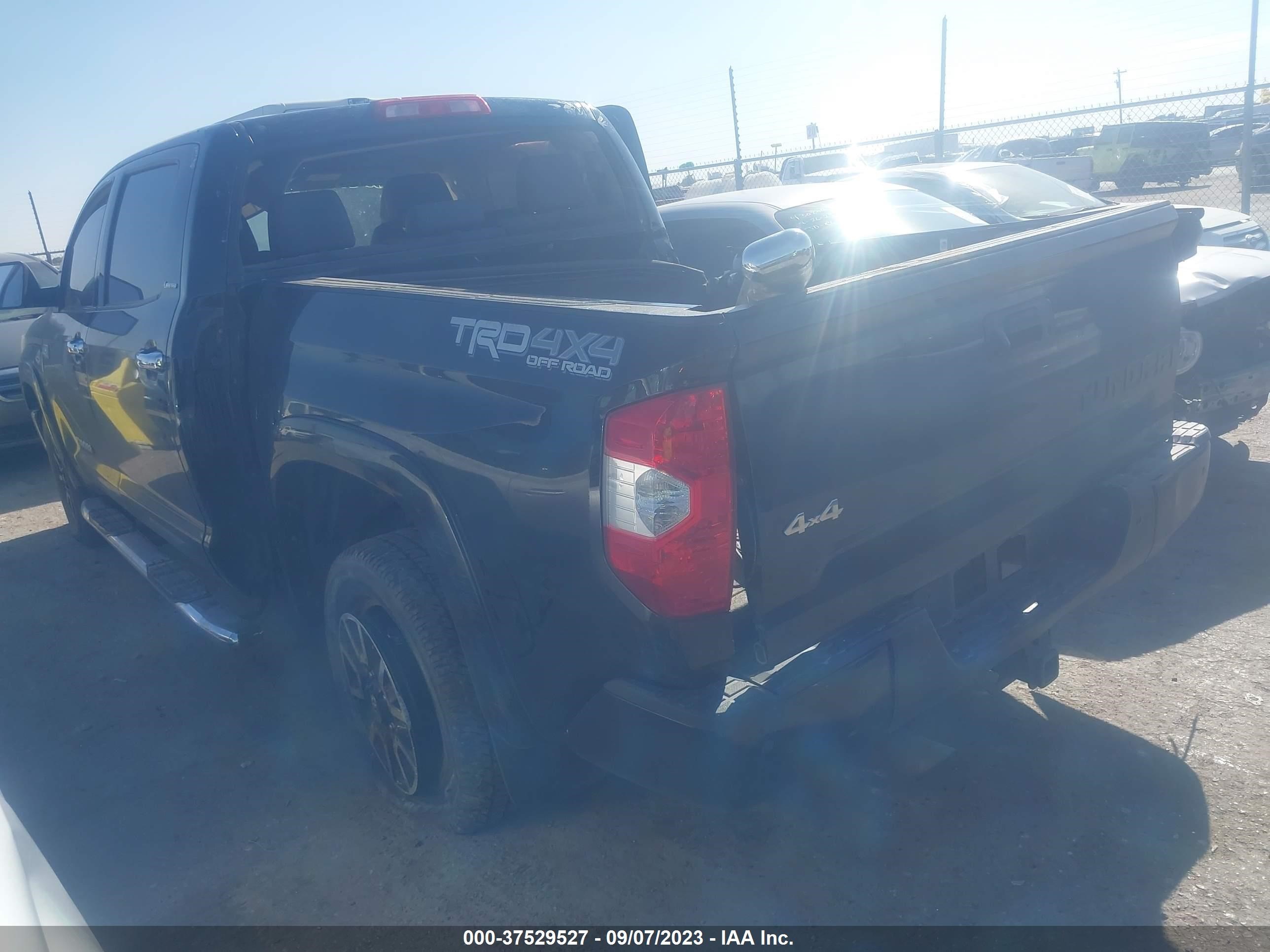 Photo 2 VIN: 5TFHW5F13FX450160 - TOYOTA TUNDRA 