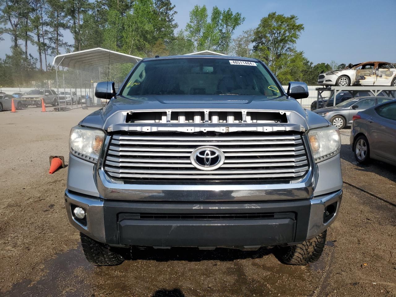 Photo 4 VIN: 5TFHW5F13GX536876 - TOYOTA TUNDRA 