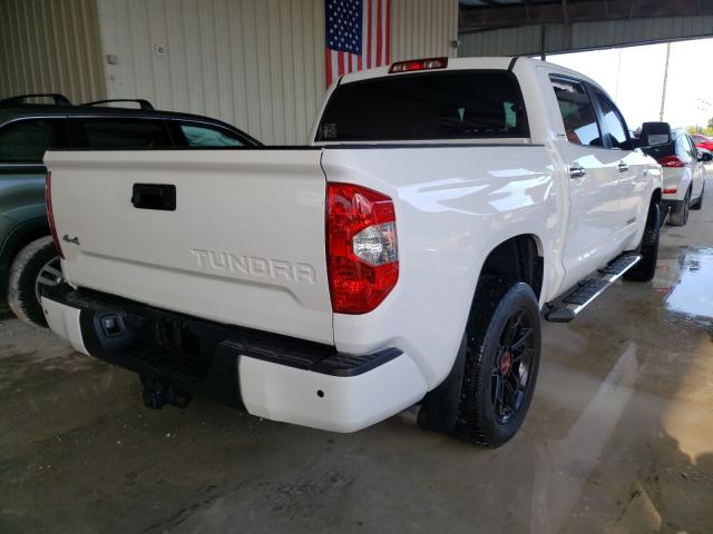 Photo 3 VIN: 5TFHW5F13JX681021 - TOYOTA TUNDRA CRE 