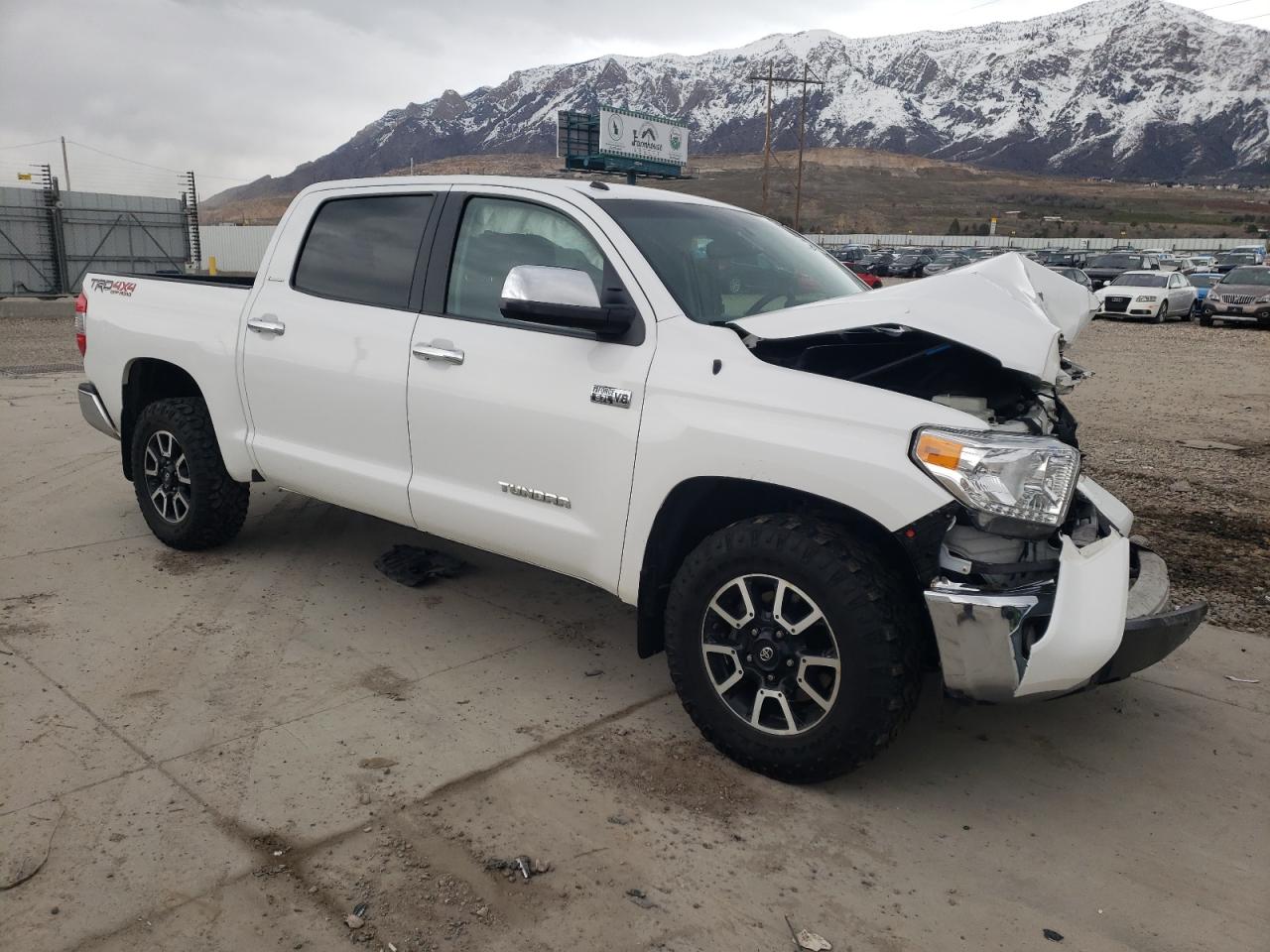 Photo 3 VIN: 5TFHW5F14EX371143 - TOYOTA TUNDRA 