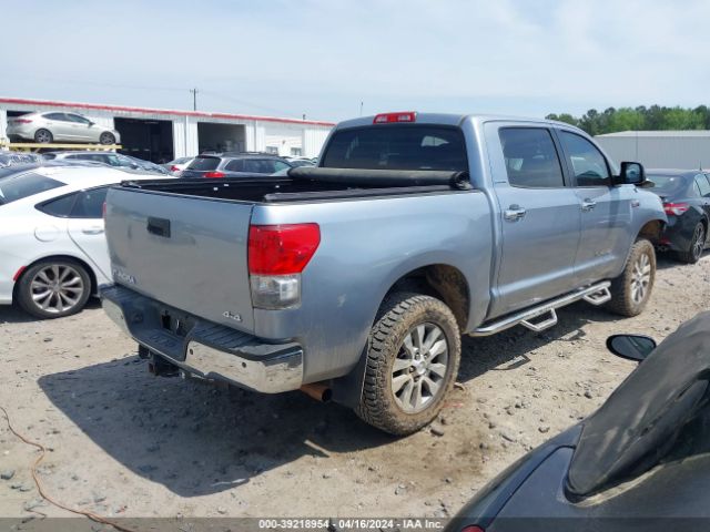 Photo 3 VIN: 5TFHW5F16AX135085 - TOYOTA TUNDRA 