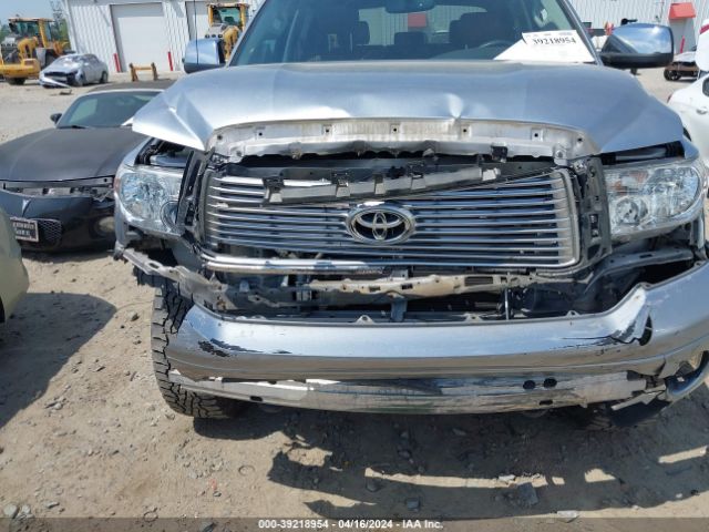 Photo 5 VIN: 5TFHW5F16AX135085 - TOYOTA TUNDRA 