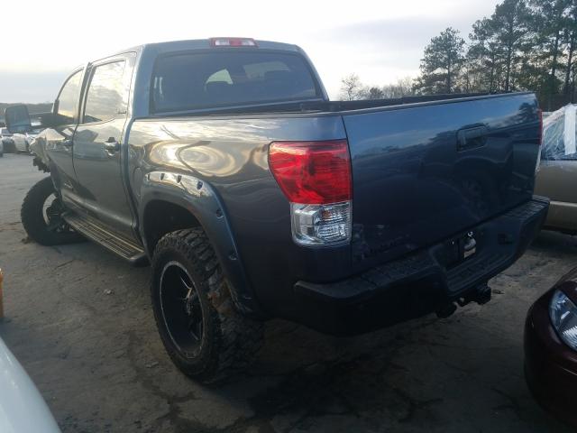 Photo 2 VIN: 5TFHW5F16AX141873 - TOYOTA TUNDRA CRE 