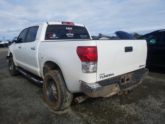 Photo 2 VIN: 5TFHW5F16DX284939 - TOYOTA TUNDRA CRE 