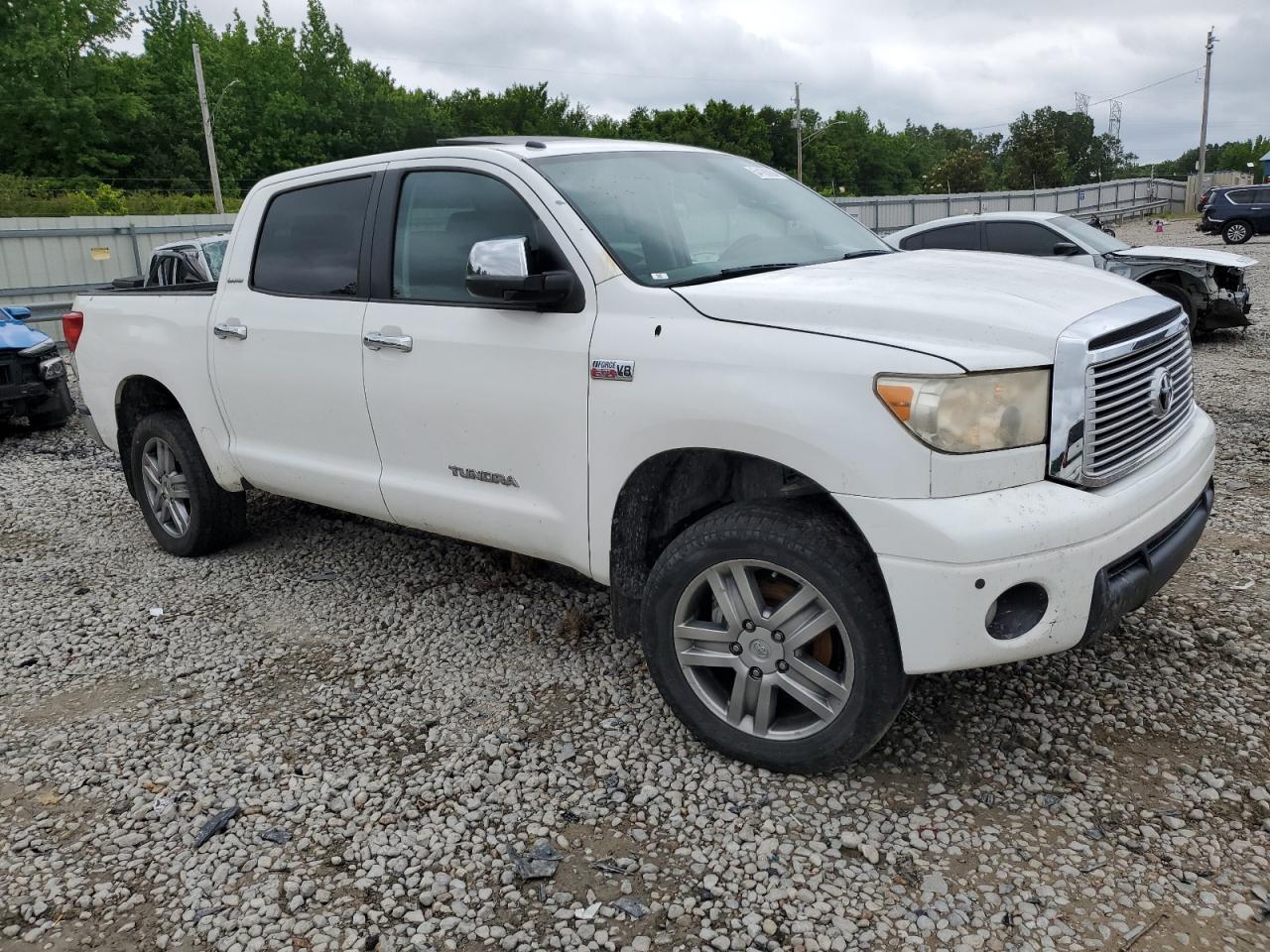 Photo 3 VIN: 5TFHW5F17CX247557 - TOYOTA TUNDRA 