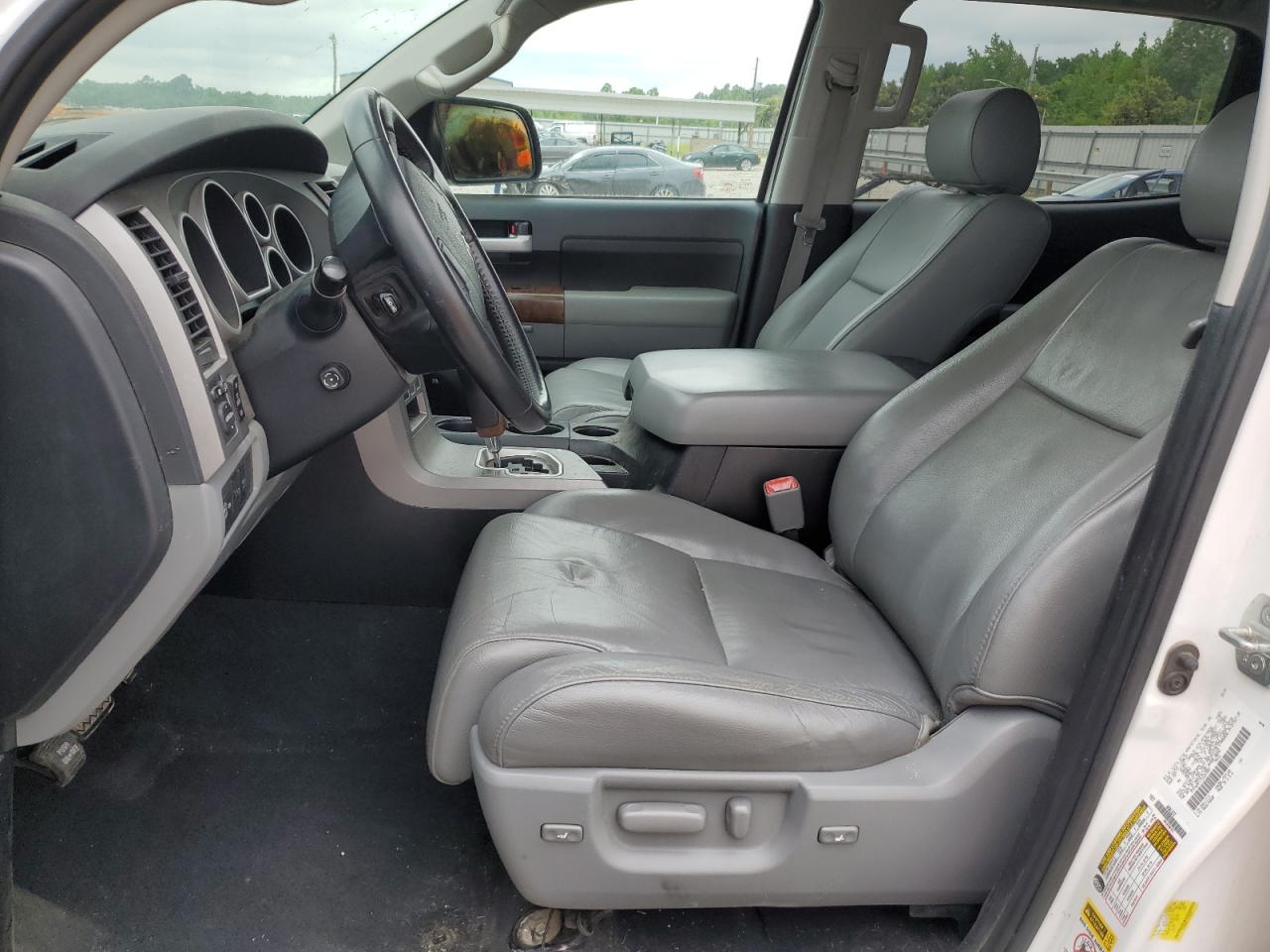 Photo 6 VIN: 5TFHW5F17CX247557 - TOYOTA TUNDRA 