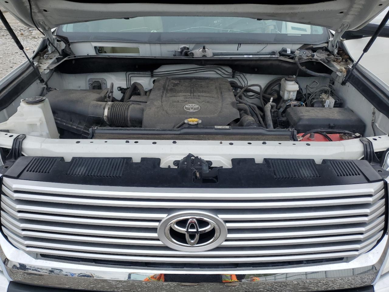 Photo 10 VIN: 5TFHW5F18FX483736 - TOYOTA TUNDRA 