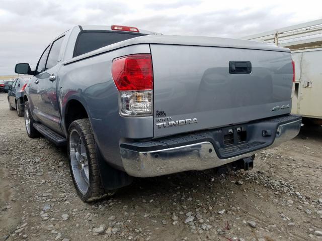 Photo 2 VIN: 5TFHW5F1XBX177941 - TOYOTA TUNDRA CRE 