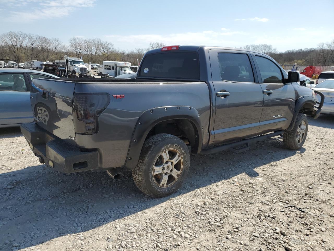 Photo 2 VIN: 5TFHW5F1XDX294874 - TOYOTA TUNDRA 