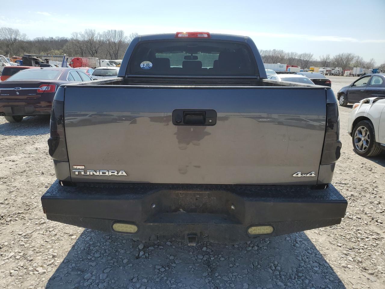 Photo 5 VIN: 5TFHW5F1XDX294874 - TOYOTA TUNDRA 