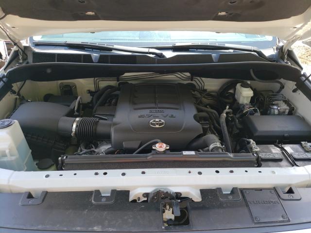 Photo 6 VIN: 5TFHW5F1XJX690444 - TOYOTA TUNDRA CRE 