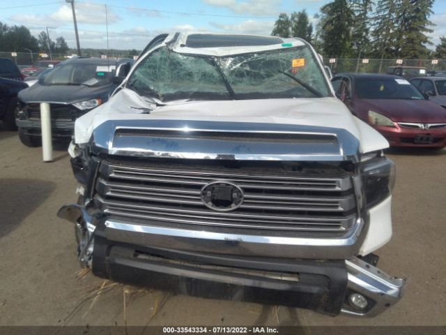 Photo 5 VIN: 5TFHY5F10KX787258 - TOYOTA TUNDRA 4WD 