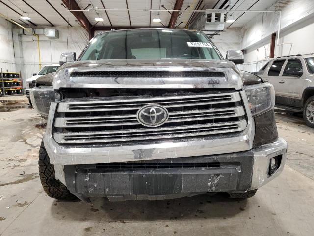 Photo 4 VIN: 5TFHY5F10KX797708 - TOYOTA TUNDRA CRE 