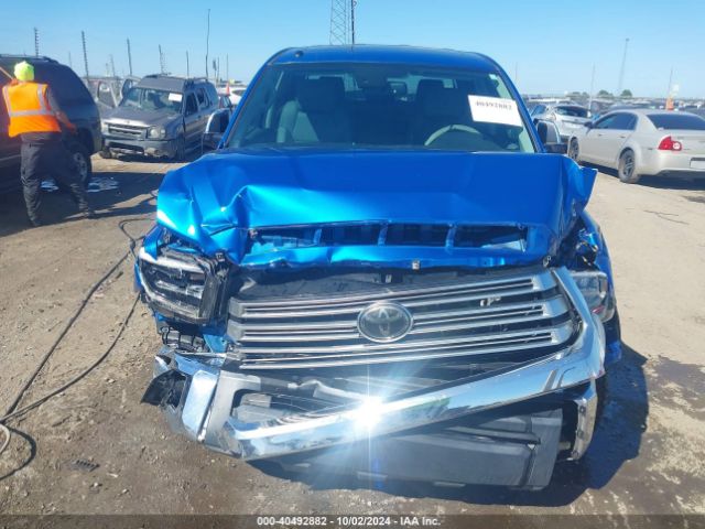 Photo 5 VIN: 5TFHY5F11JX731490 - TOYOTA TUNDRA 