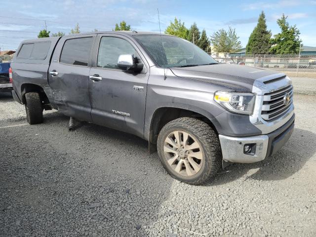 Photo 3 VIN: 5TFHY5F11JX766417 - TOYOTA TUNDRA CRE 