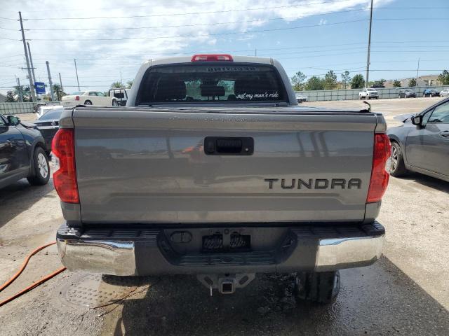 Photo 5 VIN: 5TFHY5F11KX863702 - TOYOTA TUNDRA 